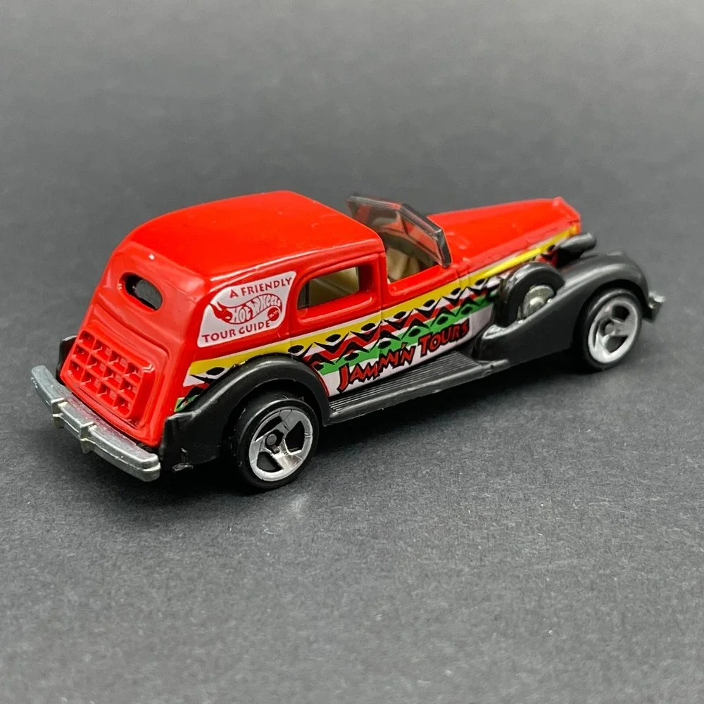 Hot Wheels 1935 '35 Classic Caddy Cadillac Car Red Diecast 1/64 Tropicool #695